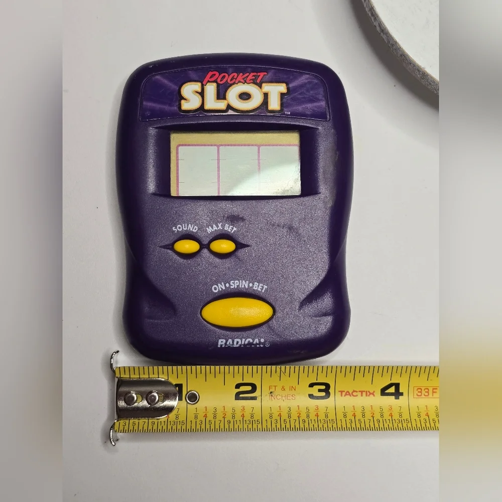 Vintage 1997 Radica Pocket Slot Electronic Handheld Game TESTED [ Read Details ]